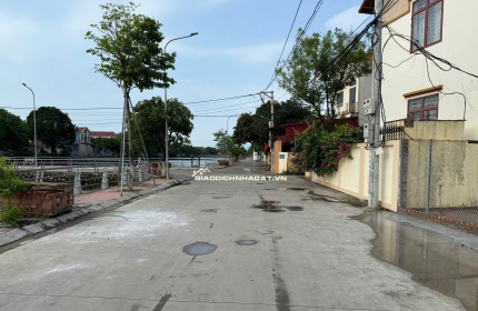 Bán 82m2 đất,đường thông ,ô tô tránh ,kinh doanh,Võng Xuyên Phúc Thọ Hà Nội